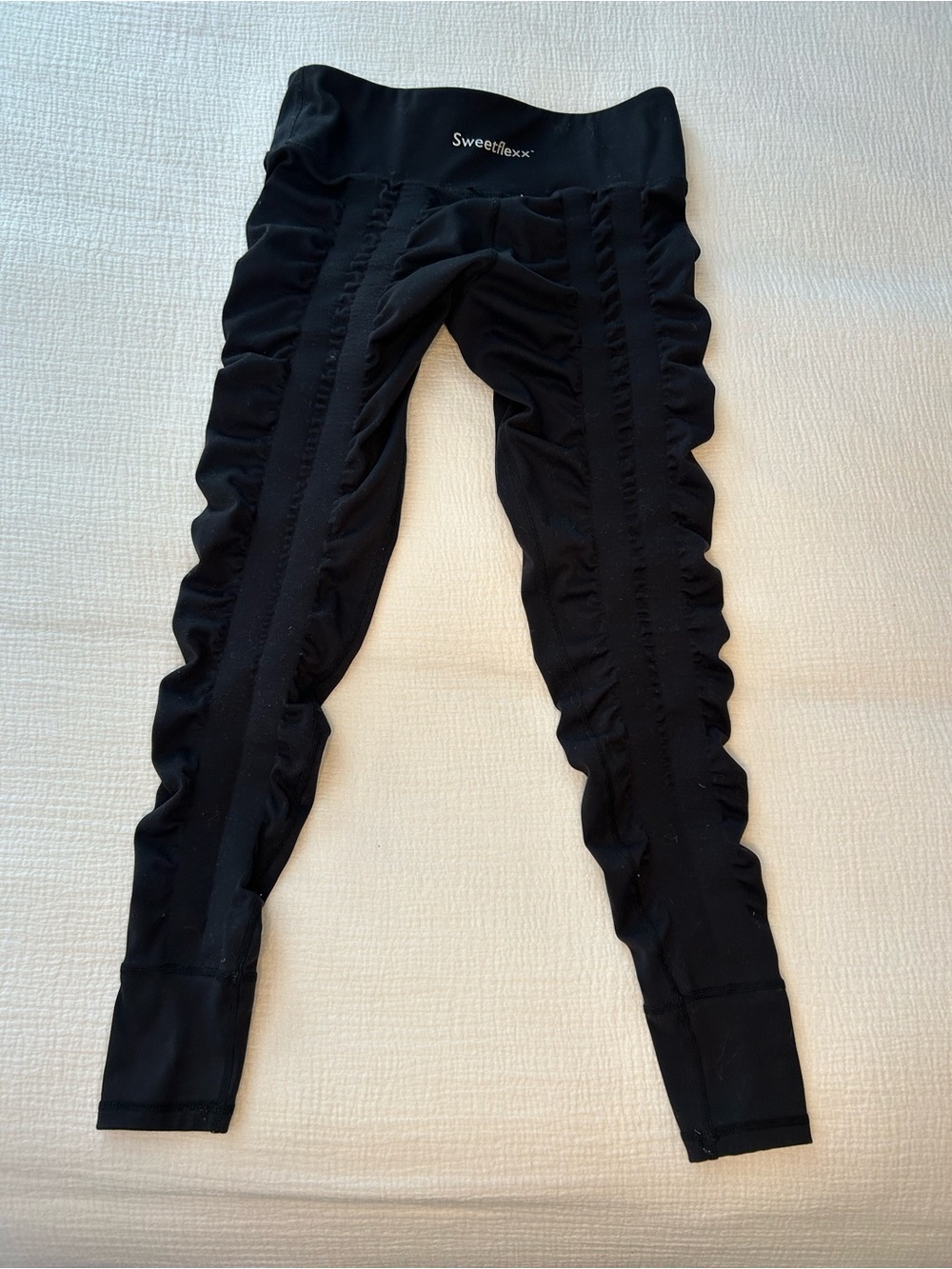 Sweetflexx Kids Black Ruched Side Leggings